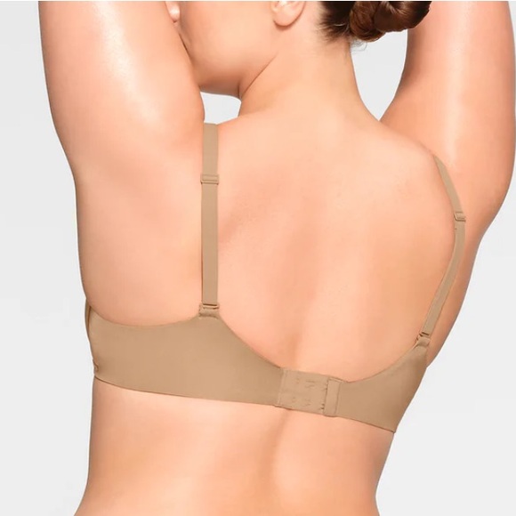 NWT Skims Wireless Push Up Bra - Picture 4 of 7